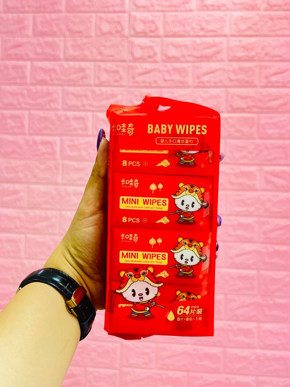 ✨🧴 دستمال مرطوب جیبی فانتزی قرمز✨🧴