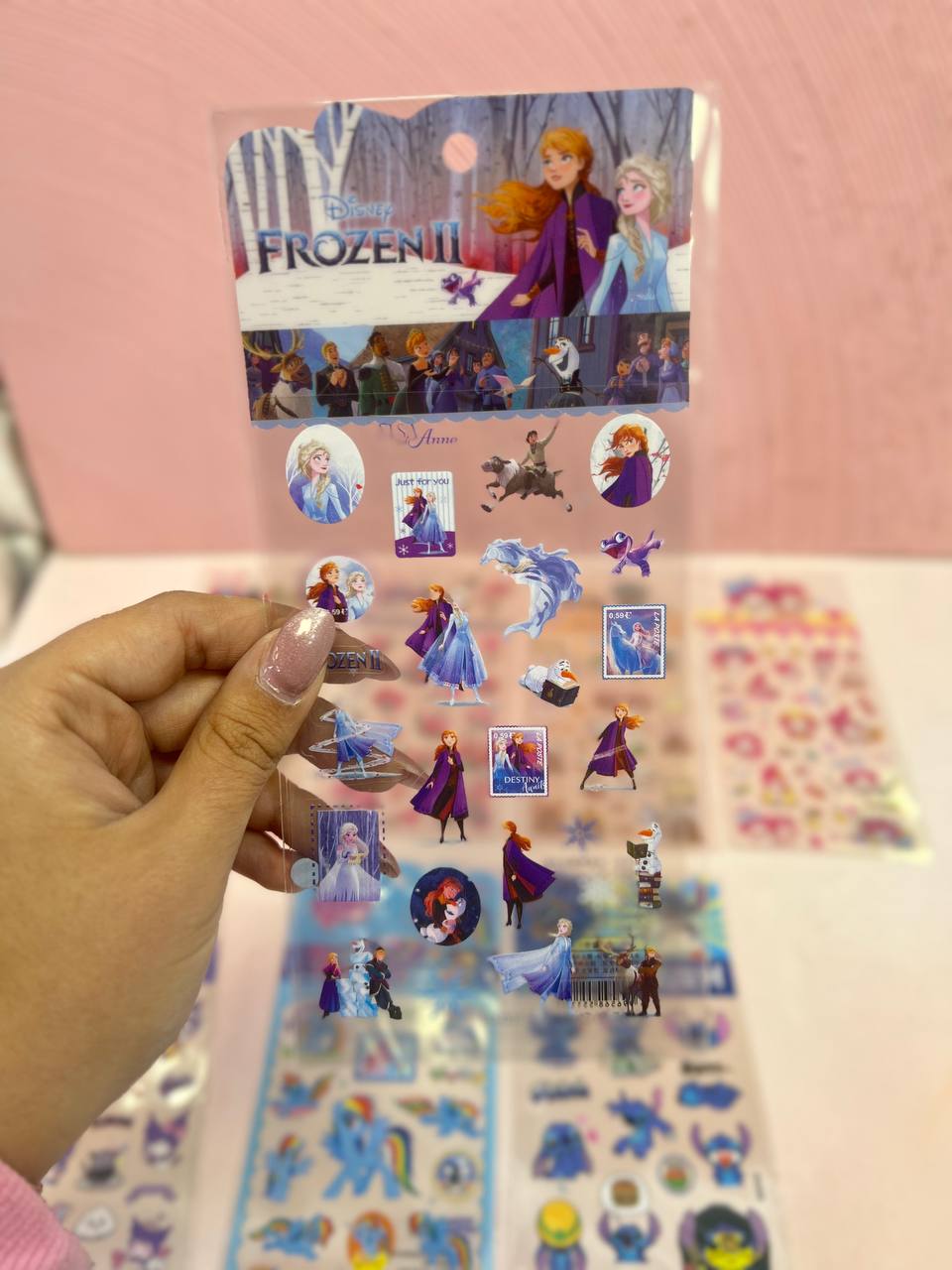 استیکر شیشه‌ای فانتزی طرح فروزان