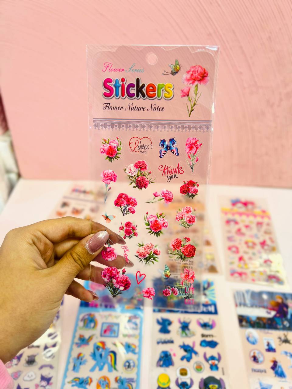 استیکر شیشه‌ای فانتزی طرح گل